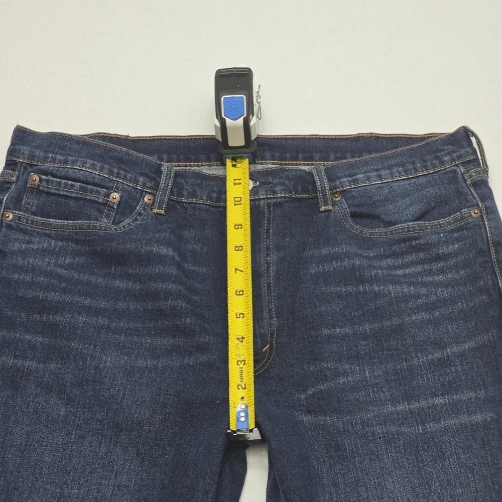 Levis 541 Athletic Taper Jeans Mens 38x32 Dark Wash Indigo Denim 18181-0074